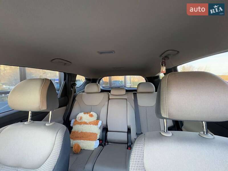 Внедорожник / Кроссовер Hyundai Santa FE 2023 в Львове фото 13 Внедорожник / Кроссовер Hyundai Santa FE 2023 в Львове
