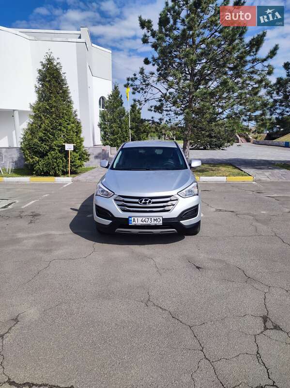 Внедорожник / Кроссовер Hyundai Santa FE 2015 в Ирпене фото 3 Внедорожник / Кроссовер Hyundai Santa FE 2015 в Ирпене