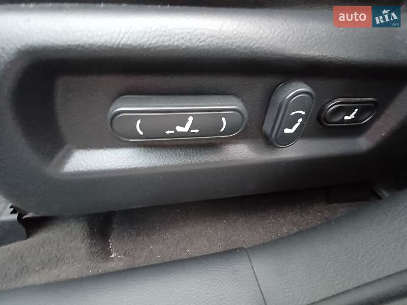 Позашляховик / Кросовер Hyundai Santa FE 2007 в Рівному