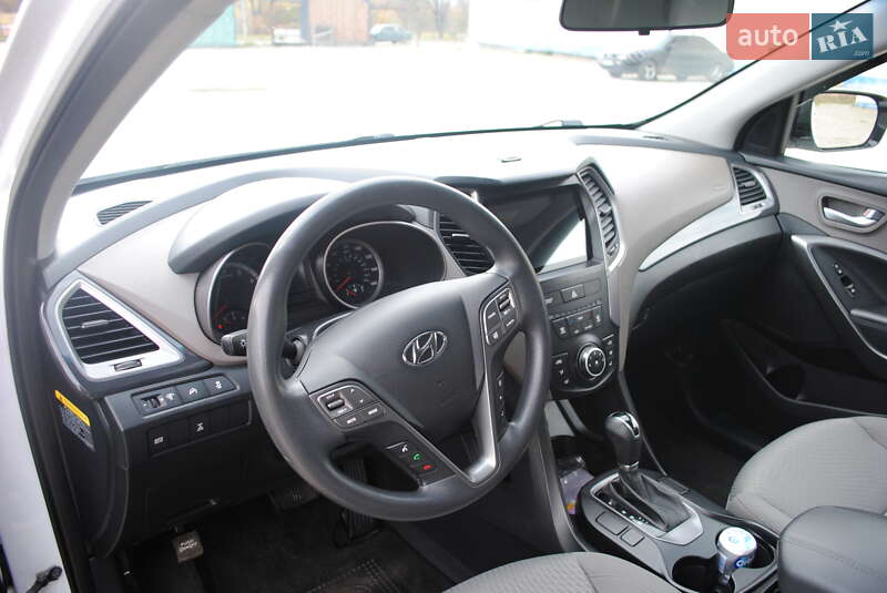 Внедорожник / Кроссовер Hyundai Santa FE 2015 в Дрогобыче фото 14 Внедорожник / Кроссовер Hyundai Santa FE 2015 в Дрогобыче