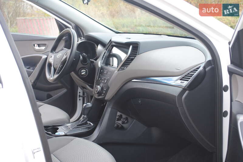 Внедорожник / Кроссовер Hyundai Santa FE 2015 в Дрогобыче фото 19 Внедорожник / Кроссовер Hyundai Santa FE 2015 в Дрогобыче