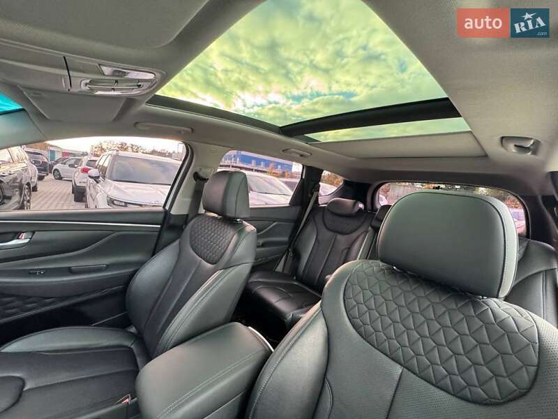 Внедорожник / Кроссовер Hyundai Santa FE 2019 в Киеве