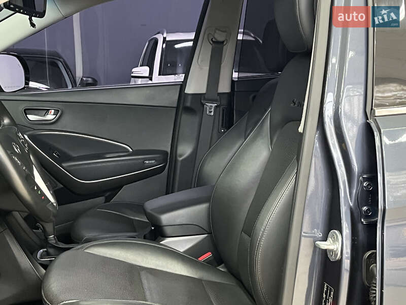 Внедорожник / Кроссовер Hyundai Santa FE 2015 в Одессе