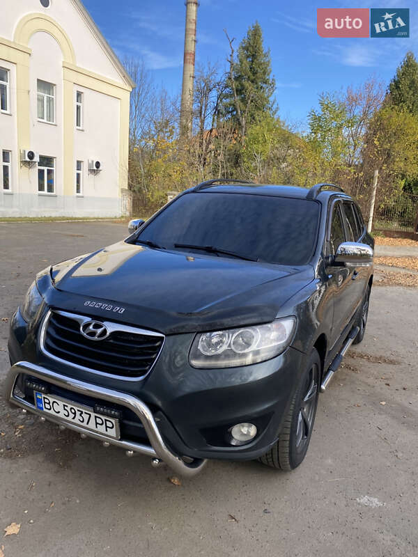 Позашляховик / Кросовер Hyundai Santa FE 2011 в Львові