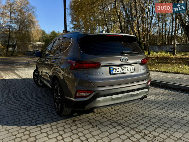 Внедорожник / Кроссовер Hyundai Santa FE 2018 в Новояворовске фото 3 Внедорожник / Кроссовер Hyundai Santa FE 2018 в Новояворовске