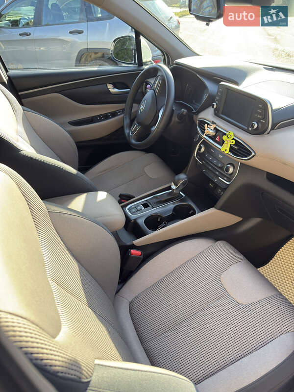 Позашляховик / Кросовер Hyundai Santa FE 2018 в Івано-Франківську