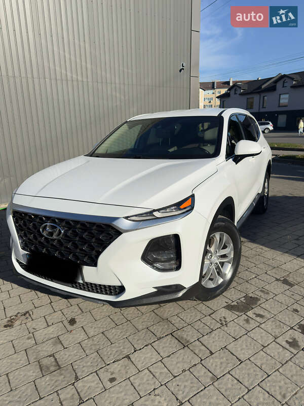 Позашляховик / Кросовер Hyundai Santa FE 2018 в Івано-Франківську