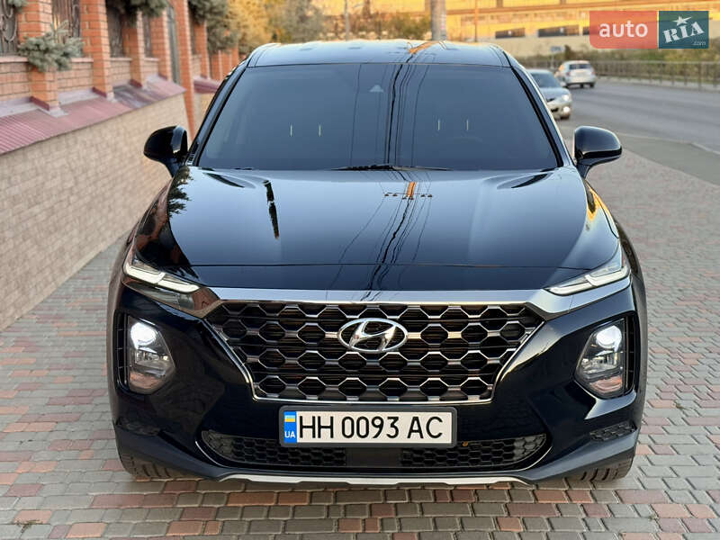 Позашляховик / Кросовер Hyundai Santa FE 2019 в Одесі