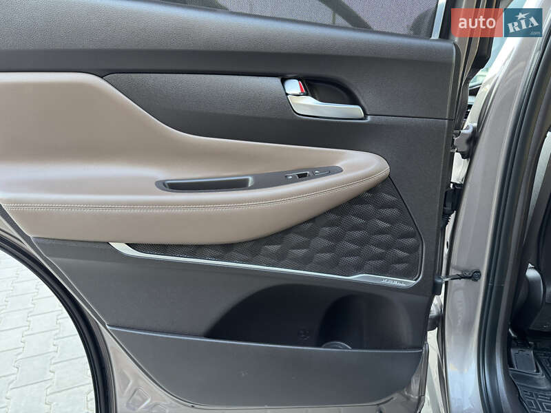 Позашляховик / Кросовер Hyundai Santa FE 2018 в Одесі