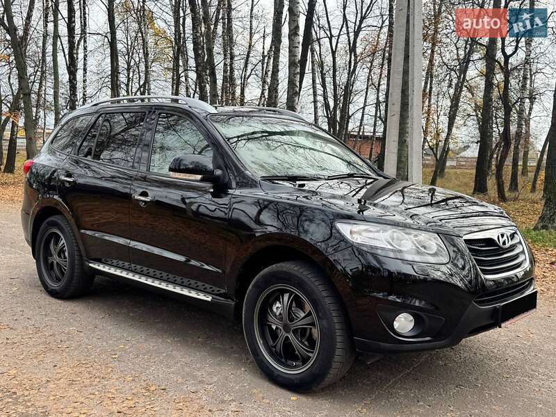Позашляховик / Кросовер Hyundai Santa FE 2011 в Охтирці