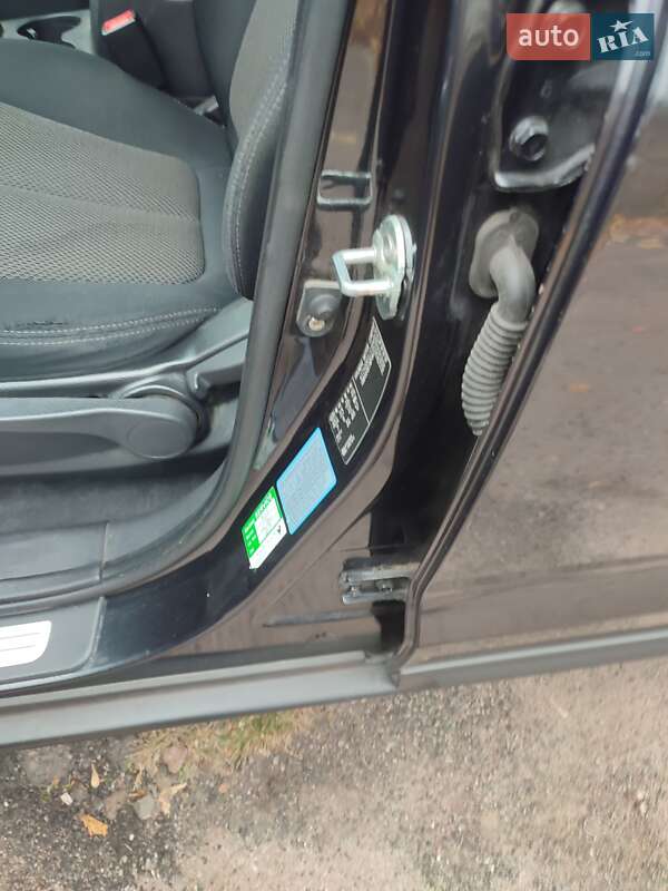 Позашляховик / Кросовер Hyundai Santa FE 2008 в Прилуках фото 17 Позашляховик / Кросовер Hyundai Santa FE 2008 в Прилуках