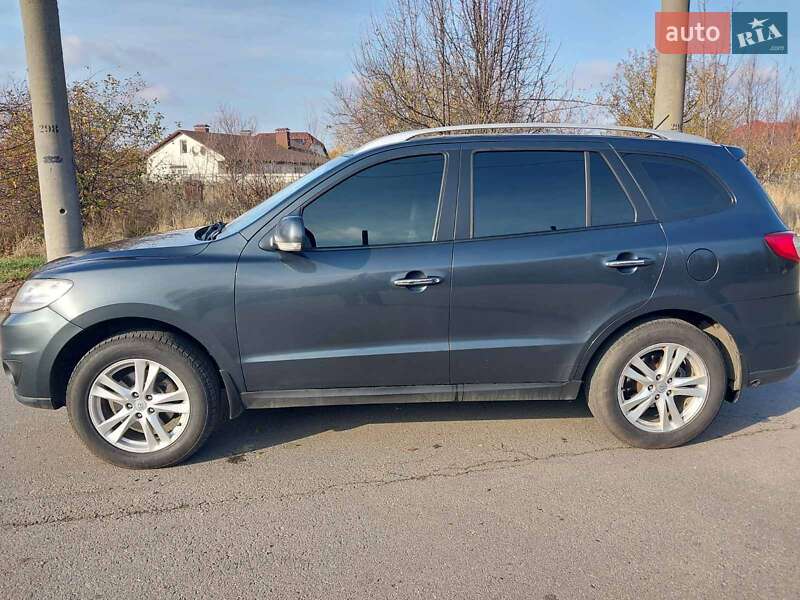 Внедорожник / Кроссовер Hyundai Santa FE 2011 в Полтаве