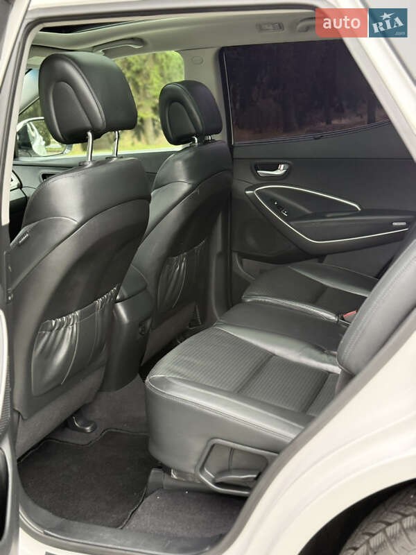 Внедорожник / Кроссовер Hyundai Santa FE 2014 в Дубно