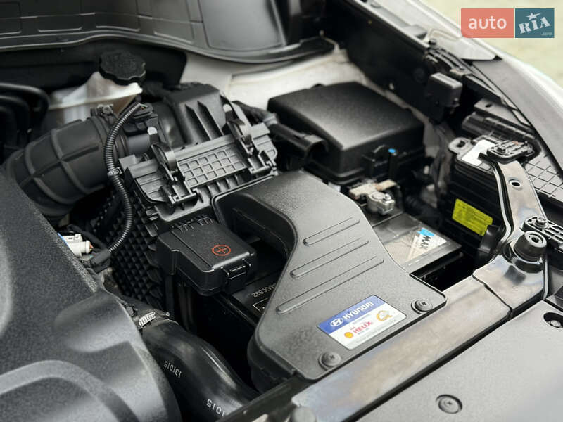 Внедорожник / Кроссовер Hyundai Santa FE 2014 в Дубно