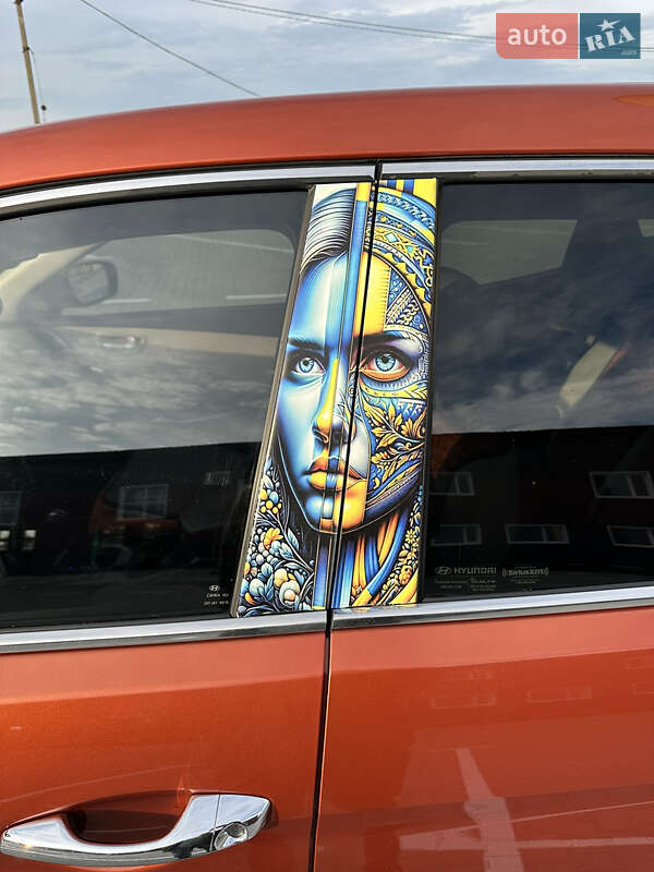 Внедорожник / Кроссовер Hyundai Santa FE 2014 в Дубно