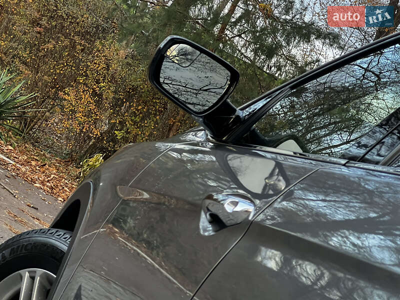 Внедорожник / Кроссовер Hyundai Santa FE 2016 в Дрогобыче