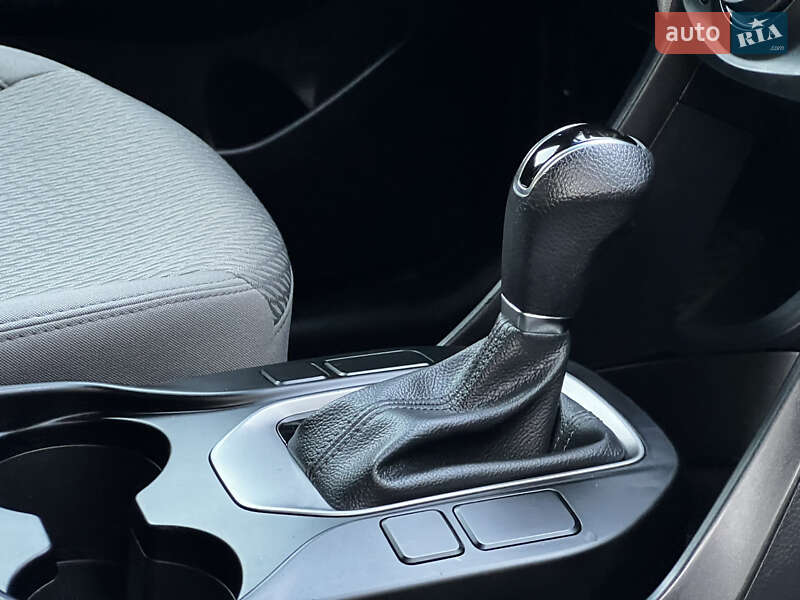 Внедорожник / Кроссовер Hyundai Santa FE 2016 в Дрогобыче