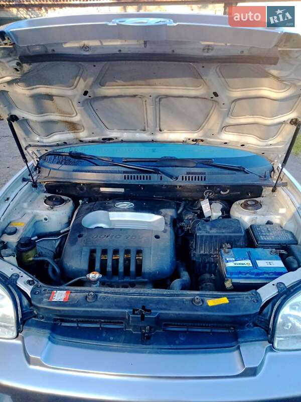 Внедорожник / Кроссовер Hyundai Santa FE 2005 в Хмельницком фото 6 Внедорожник / Кроссовер Hyundai Santa FE 2005 в Хмельницком