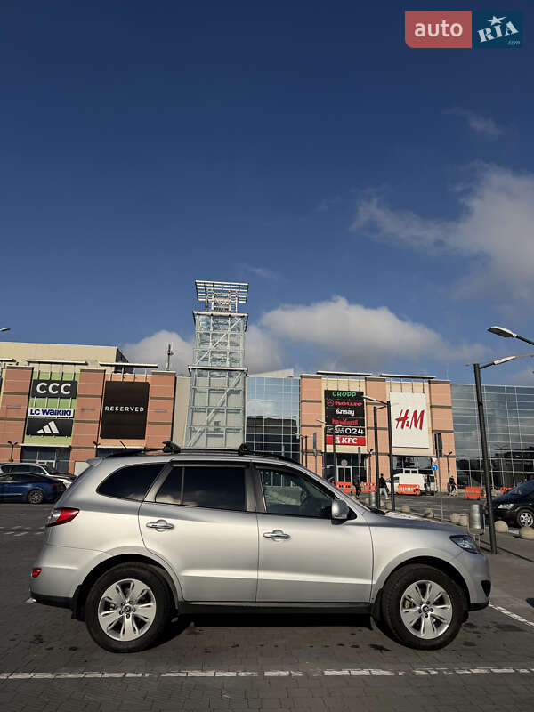 Внедорожник / Кроссовер Hyundai Santa FE 2012 в Львове