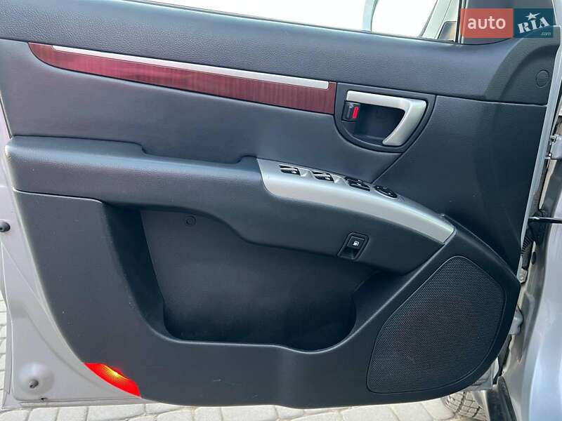 Внедорожник / Кроссовер Hyundai Santa FE 2009 в Львове фото 14 Внедорожник / Кроссовер Hyundai Santa FE 2009 в Львове