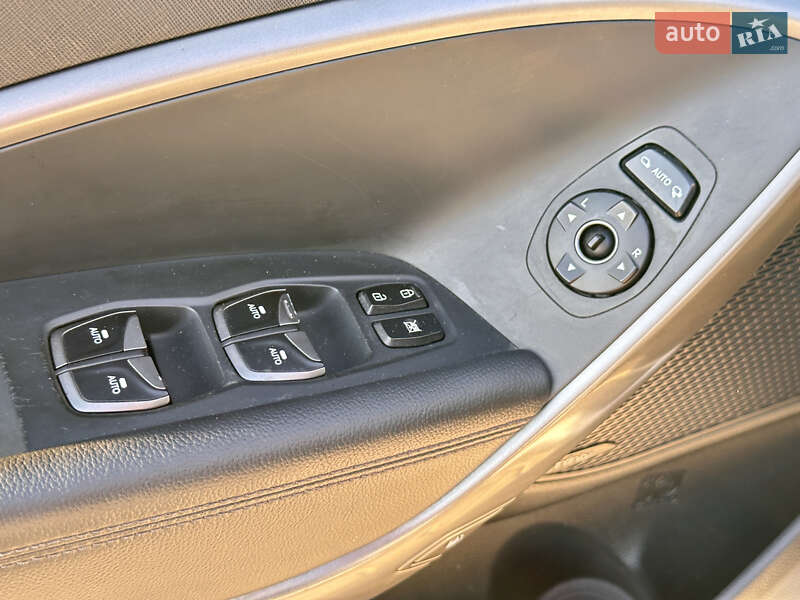 Внедорожник / Кроссовер Hyundai Santa FE 2016 в Тернополе фото 48 Внедорожник / Кроссовер Hyundai Santa FE 2016 в Тернополе