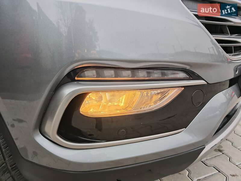 Внедорожник / Кроссовер Hyundai Santa FE 2016 в Могилев-Подольске фото 11 Внедорожник / Кроссовер Hyundai Santa FE 2016 в Могилев-Подольске