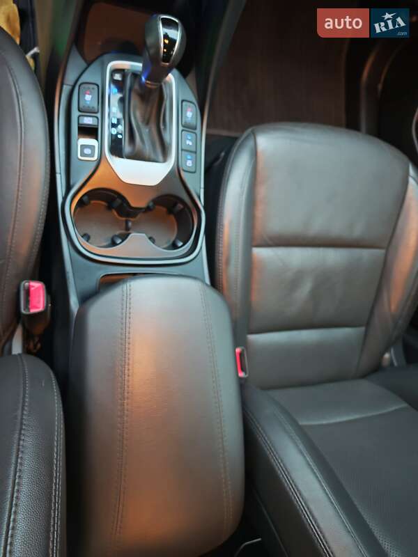 Внедорожник / Кроссовер Hyundai Santa FE 2016 в Могилев-Подольске фото 67 Внедорожник / Кроссовер Hyundai Santa FE 2016 в Могилев-Подольске