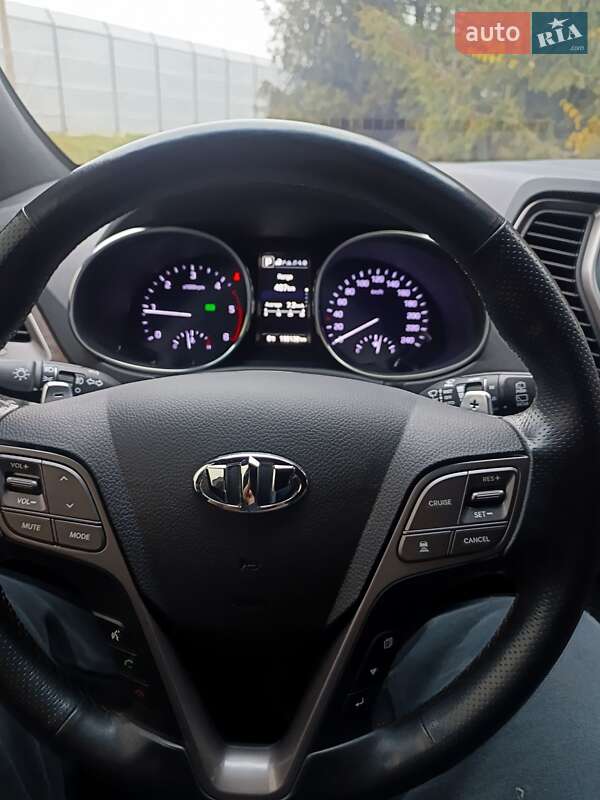 Внедорожник / Кроссовер Hyundai Santa FE 2017 в Киеве фото 5 Внедорожник / Кроссовер Hyundai Santa FE 2017 в Киеве
