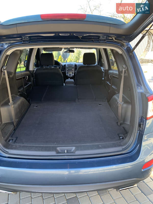 Позашляховик / Кросовер Hyundai Santa FE 2011 в Калуші