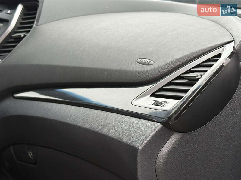 Позашляховик / Кросовер Hyundai Santa FE 2014 в Рівному