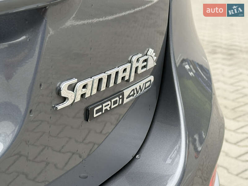 Внедорожник / Кроссовер Hyundai Santa FE 2012 в Ровно