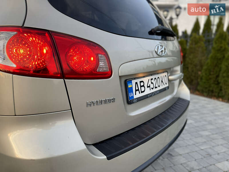 Внедорожник / Кроссовер Hyundai Santa FE 2006 в Виннице
