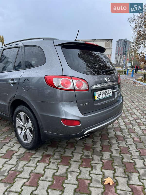 Внедорожник / Кроссовер Hyundai Santa FE 2012 в Одессе фото 7 Внедорожник / Кроссовер Hyundai Santa FE 2012 в Одессе