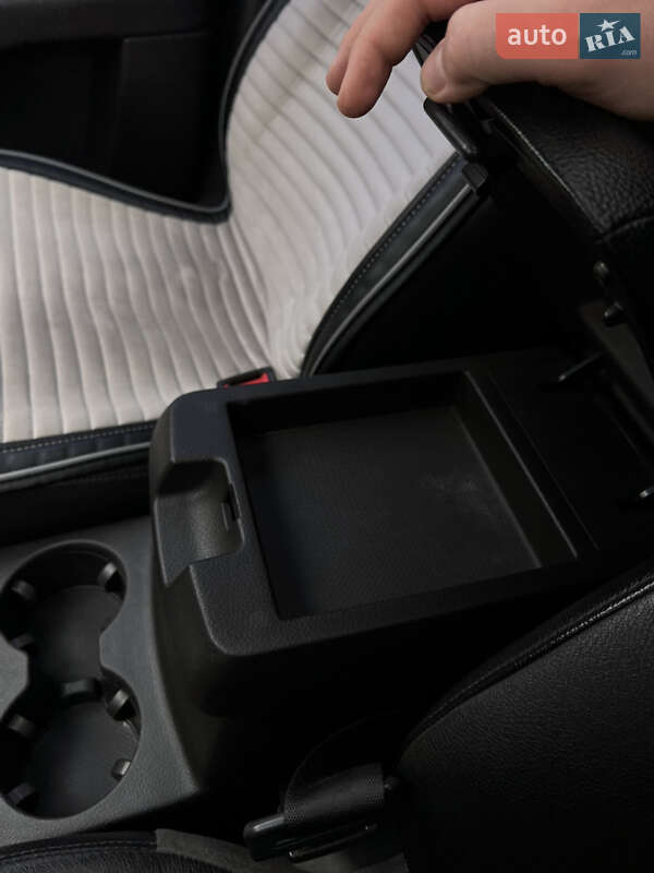 Внедорожник / Кроссовер Hyundai Santa FE 2012 в Одессе фото 38 Внедорожник / Кроссовер Hyundai Santa FE 2012 в Одессе