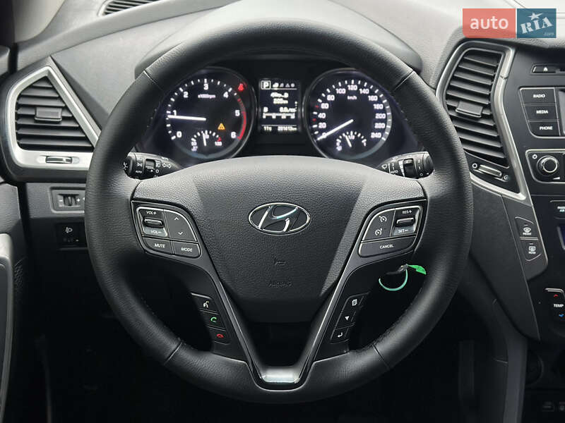 Внедорожник / Кроссовер Hyundai Santa FE 2017 в Киеве фото 23 Внедорожник / Кроссовер Hyundai Santa FE 2017 в Киеве