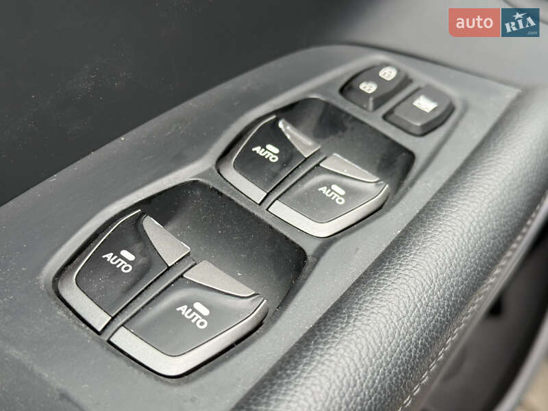 Внедорожник / Кроссовер Hyundai Santa FE 2016 в Ровно фото 36 Внедорожник / Кроссовер Hyundai Santa FE 2016 в Ровно