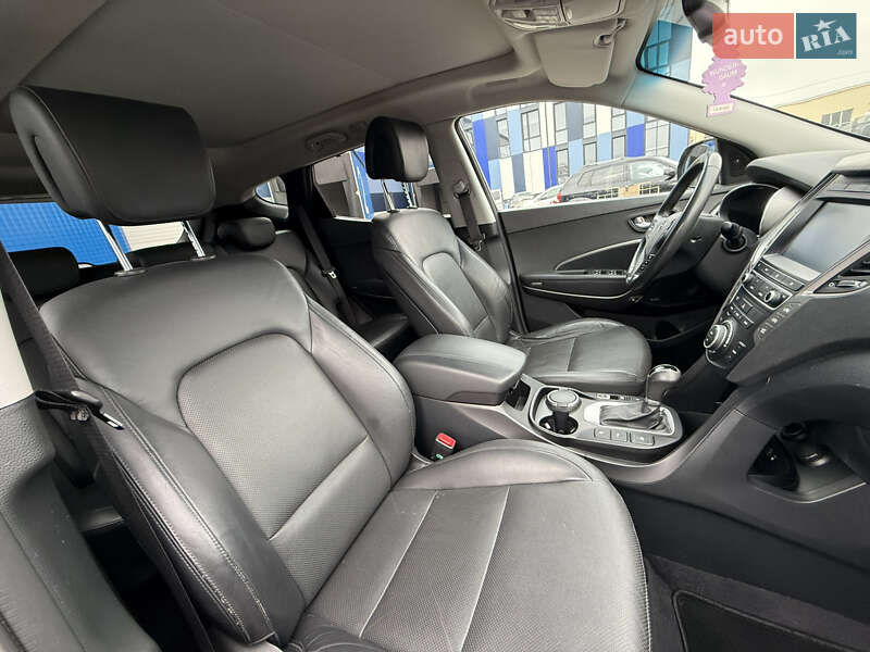 Внедорожник / Кроссовер Hyundai Santa FE 2016 в Ровно фото 53 Внедорожник / Кроссовер Hyundai Santa FE 2016 в Ровно