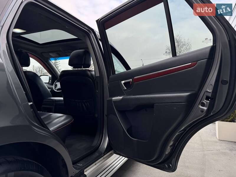 Внедорожник / Кроссовер Hyundai Santa FE 2007 в Ровно