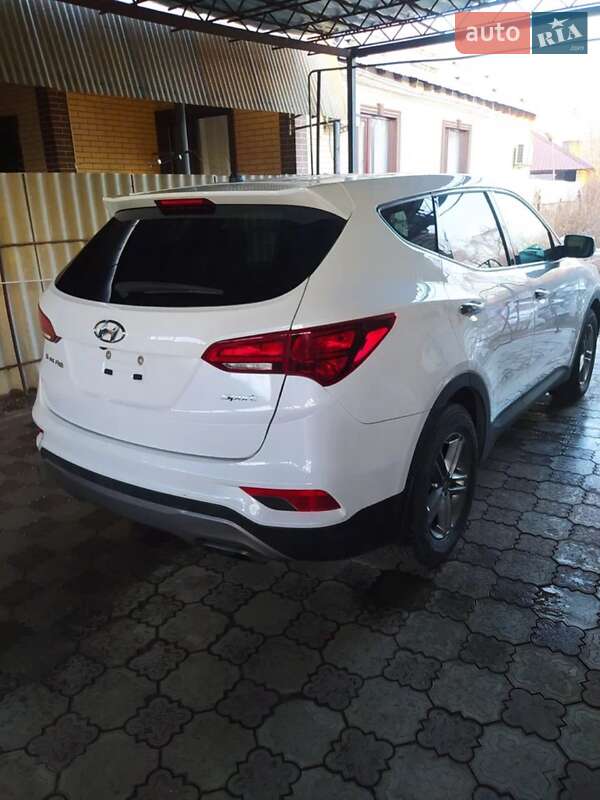 Внедорожник / Кроссовер Hyundai Santa FE 2017 в Одессе фото 6 Внедорожник / Кроссовер Hyundai Santa FE 2017 в Одессе