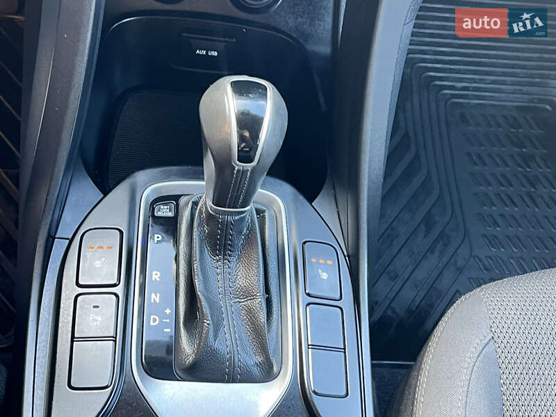 Внедорожник / Кроссовер Hyundai Santa FE 2013 в Ивано-Франковске