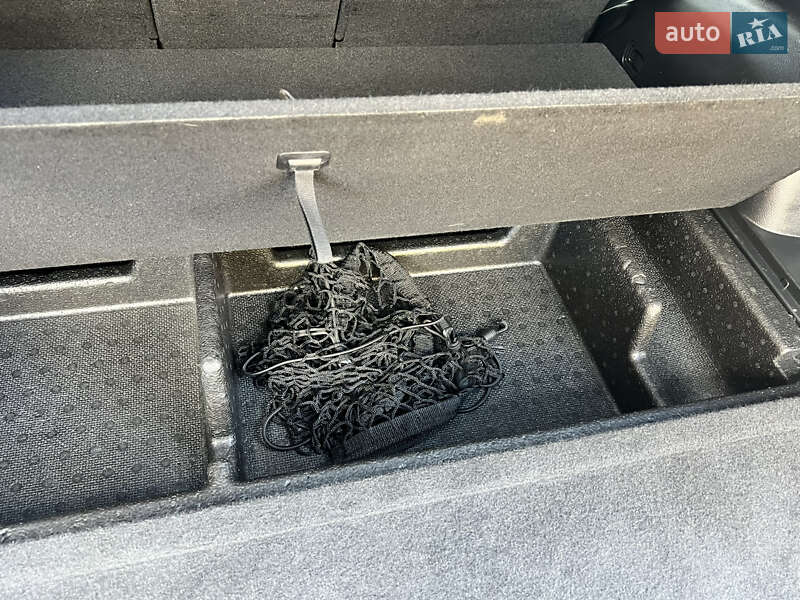 Внедорожник / Кроссовер Hyundai Santa FE 2013 в Ивано-Франковске