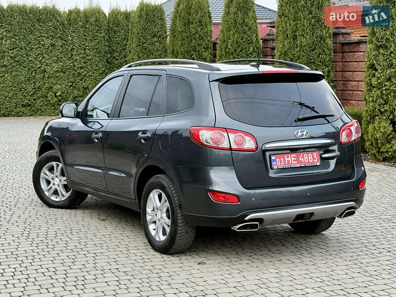 Внедорожник / Кроссовер Hyundai Santa FE 2012 в Ровно