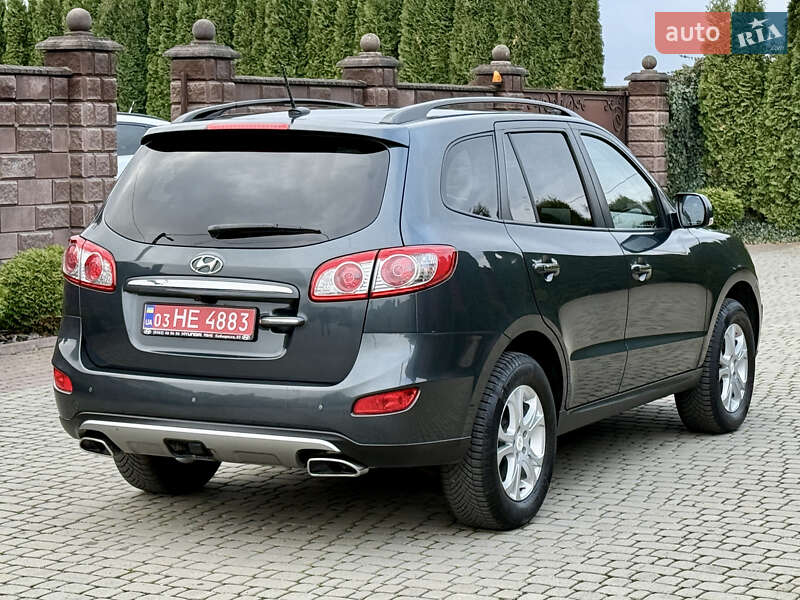 Внедорожник / Кроссовер Hyundai Santa FE 2012 в Ровно