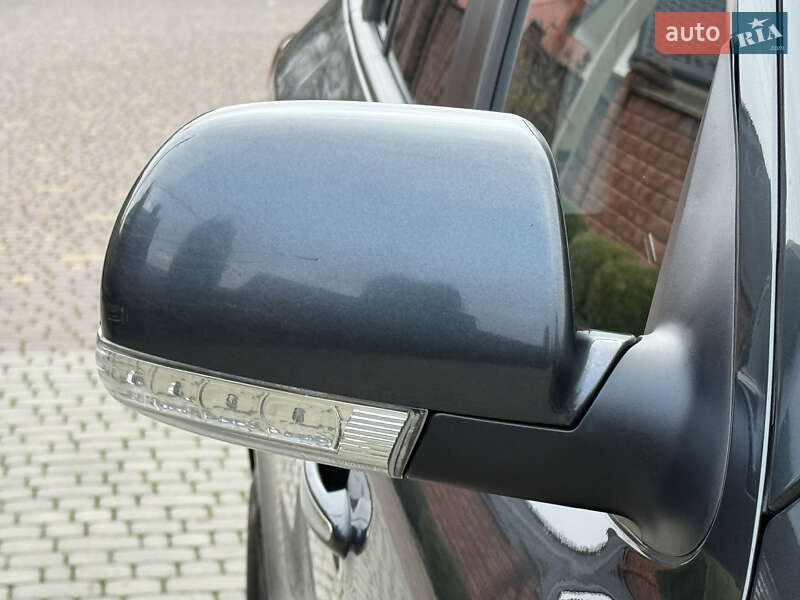 Внедорожник / Кроссовер Hyundai Santa FE 2012 в Ровно