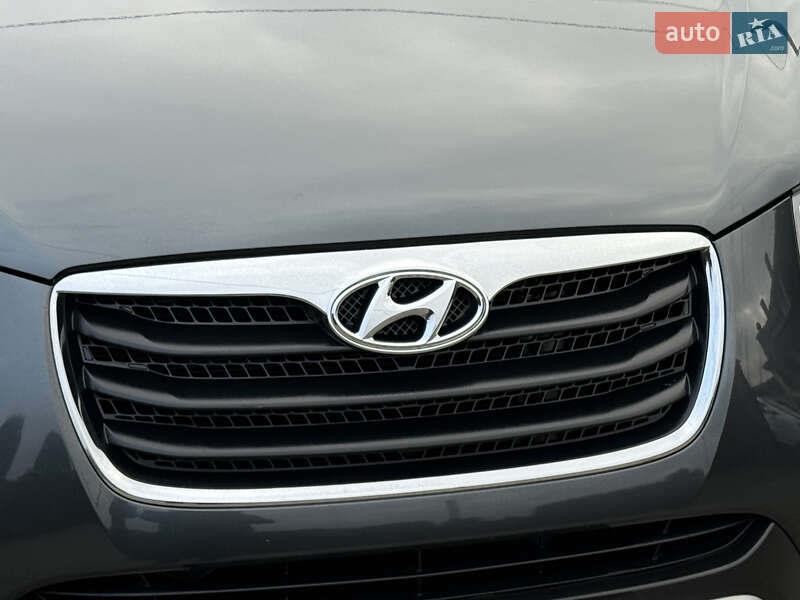 Внедорожник / Кроссовер Hyundai Santa FE 2012 в Ровно