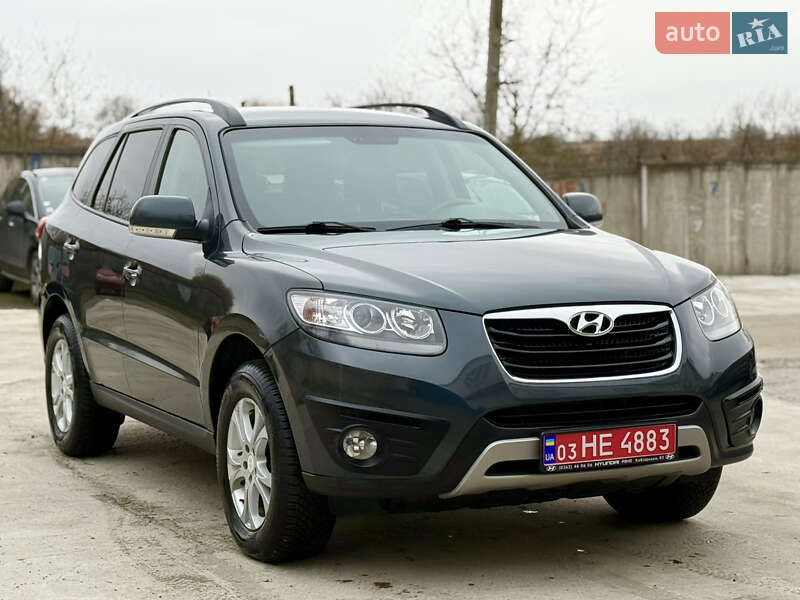 Внедорожник / Кроссовер Hyundai Santa FE 2012 в Ровно