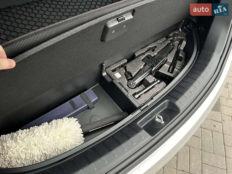 Внедорожник / Кроссовер Hyundai Santa FE 2015 в Черкассах