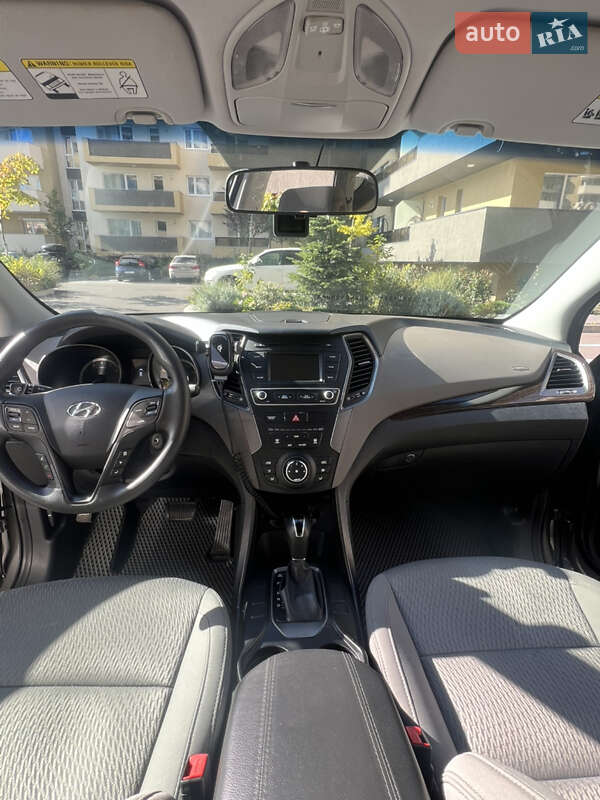 Позашляховик / Кросовер Hyundai Santa FE 2016 в Херсоні