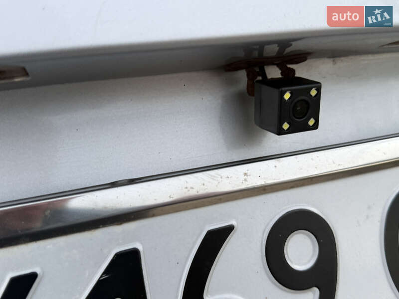 Позашляховик / Кросовер Hyundai Santa FE 2009 в Львові