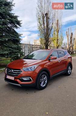 Внедорожник / Кроссовер Hyundai Santa FE 2016 в Николаеве